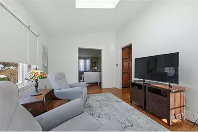 13 Walnut Street, Glen Head, NY 11545 - Photo 18