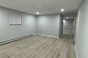 227 N Walnut St, Massapequa, NY 11758 - Photo 14