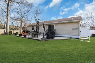 79 School Street, Hampton Bays, NY 11946 - Photo 26