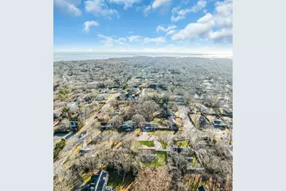 79 School Street, Hampton Bays, NY 11946 - Photo 38