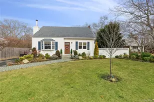 115 Academy St, Bayport, NY 11705 - Photo 4