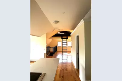 409 W 261st Street, Bronx, NY 10471 - Photo 10