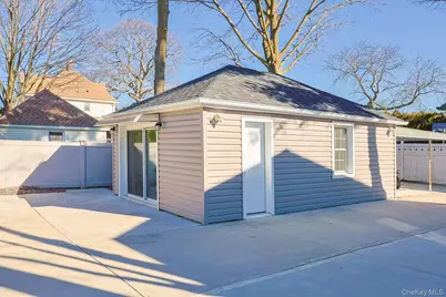 110 Melrose Avenue, East Rockaway, NY 11518 - Photo 24