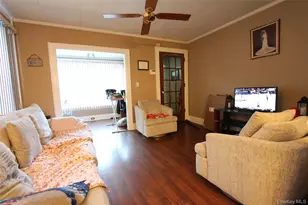 69-23 64th Pl, Glendale, NY 11385 - Photo 4