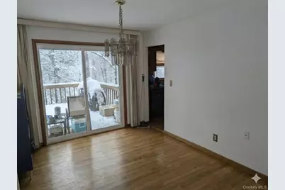 7 Brookland Farms Road, Poughkeepsie, NY 12601 - Photo 6