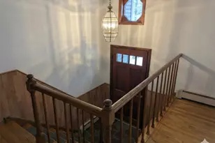 7 Brookland Farm Rd, Poughkeepsie, NY 12601 - Photo 2