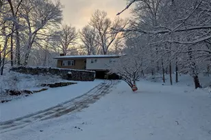 7 Brookland Farm Rd, Poughkeepsie, NY 12601 - Photo 16