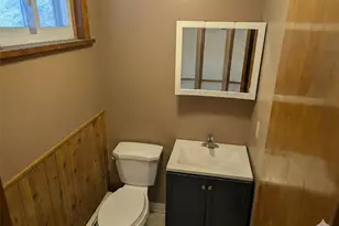 7 Brookland Farm Rd, Poughkeepsie, NY 12601 - Photo 10