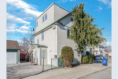 618 Jennings Avenue, West Hempstead, NY 11552 - Photo 1