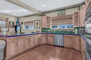 618 Jennings Ave, West Hempstead, NY 11552 - Photo 4