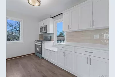 618 Jennings Avenue, West Hempstead, NY 11552 - Photo 22