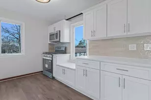 618 Jennings Ave, West Hempstead, NY 11552 - Photo 22