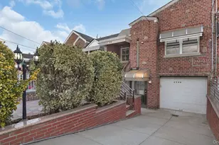 2546 Wilson Ave, Bronx, NY 10469 - Photo 2