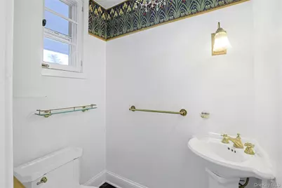 66 Drake Road, Scarsdale, NY 10583 - Photo 20