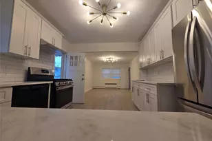 9 Court St, Elmont, NY 11003 - Photo 4