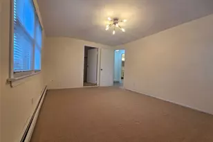 9 Court St, Elmont, NY 11003 - Photo 8