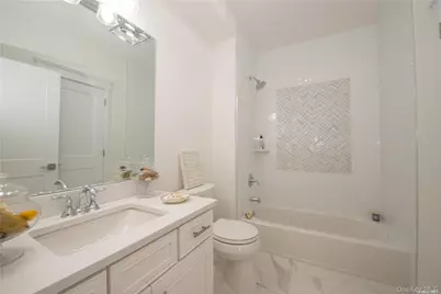 14 Northridge Street #14, Huntington Station, NY 11746 - Photo 6