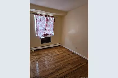 750A E 223rd Street #1, Bronx, NY 10466 - Photo 6