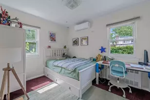 25 Lawrence St, New Hyde Park, NY 11040 - Photo 12