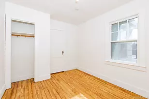 160 Austin St, Lindenhurst, NY 11757 - Photo 8