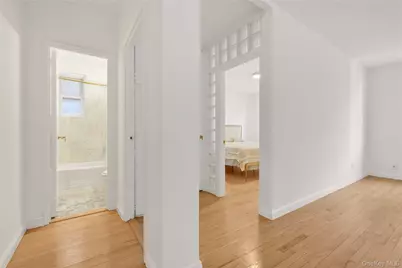 123-25 82nd Avenue #5R, Kew Gardens, NY 11415 - Photo 10