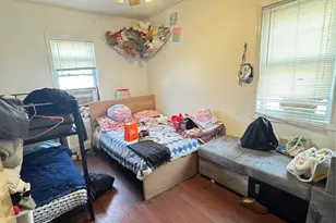 72-91 Calamus Ave, Woodside, NY 11377 - Photo 8