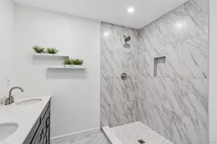 911 Ostrander Ave, Riverhead, NY 11901 - Photo 16