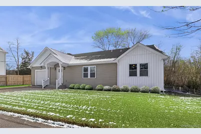 911 Ostrander Avenue, Riverhead, NY 11901 - Photo 1