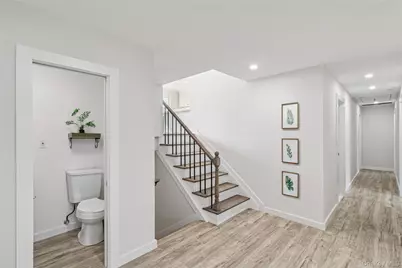 911 Ostrander Avenue, Riverhead, NY 11901 - Photo 12