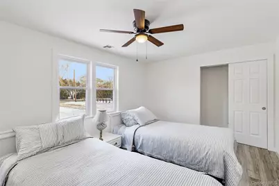 911 Ostrander Avenue, Riverhead, NY 11901 - Photo 14