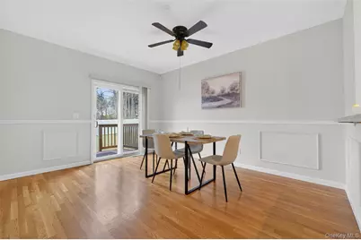 646 E Main Street, Jefferson Valley, NY 10535 - Photo 10