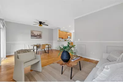 646 E Main Street, Jefferson Valley, NY 10535 - Photo 6