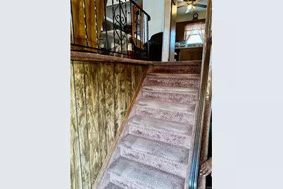 25 Crown Ave Avenue, Huntington, NY 11743 - Photo 4