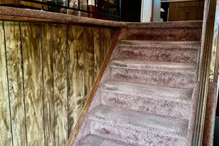 25 Crown Ave Ave, Huntington, NY 11743 - Photo 4