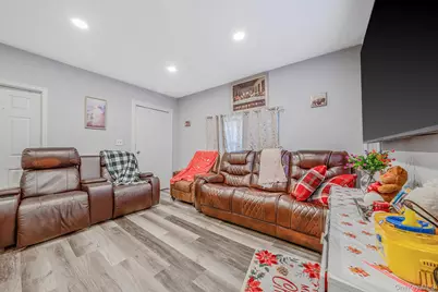 200 Princeton Street, Hempstead, NY 11550 - Photo 30