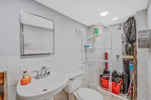 200 Princeton St, Hempstead, NY 11550 - Photo 24