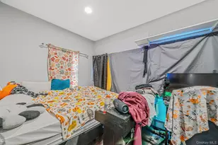 200 Princeton St, Hempstead, NY 11550 - Photo 18