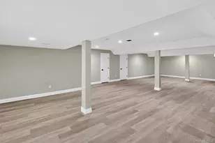 24 Wildwood Dr, Rock Tavern, NY 12575 - Photo 30