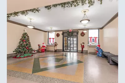 3321 Bruckner Boulevard #6H, Bronx, NY 10461 - Photo 2