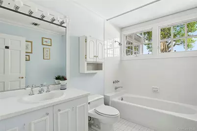 19 and 33 Bridgefield Road #2446 Main Street, Bridgehampton, NY 11932 - Photo 26