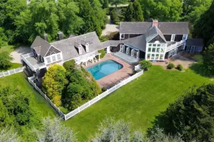 19 and 33 Bridgefield Rd, Bridgehampton, NY 11932 - Photo 2