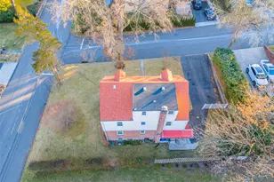 104 Grandview Ave, Great Neck, NY 11020 - Photo 18