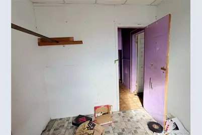 11220 111th Avenue, Ozone Park, NY 11420 - Photo 16