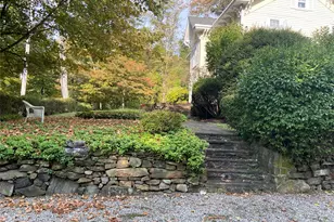 335 Roaring Brook Rd, Chappaqua, NY 10514 - Photo 8