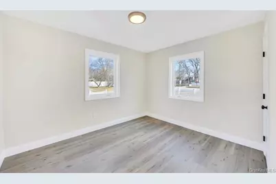 15 Marshall Street, Massapequa, NY 11758 - Photo 26