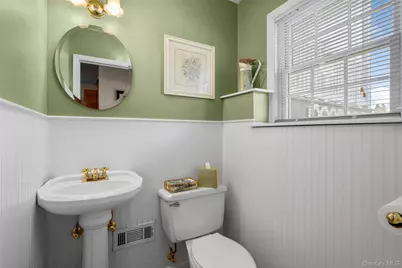 1620 Harrison Avenue, Mamaroneck, NY 10543 - Photo 30