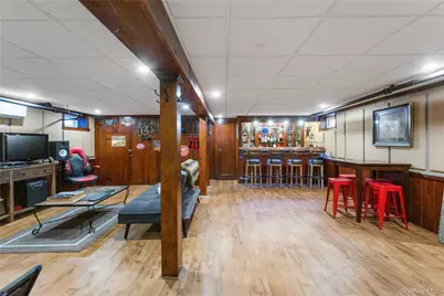 15 N Oceanside Road, Rockville Centre, NY 11570 - Photo 30