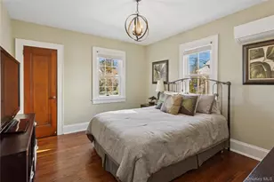 15 N Oceanside Rd, Rockville Centre, NY 11570 - Photo 16