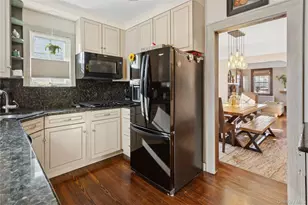 15 N Oceanside Rd, Rockville Centre, NY 11570 - Photo 12