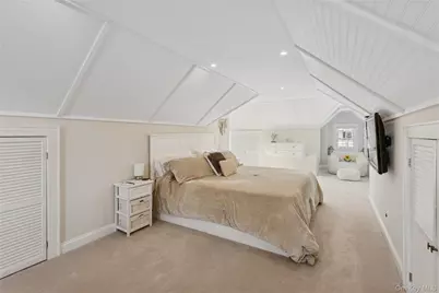 15 N Oceanside Road, Rockville Centre, NY 11570 - Photo 22